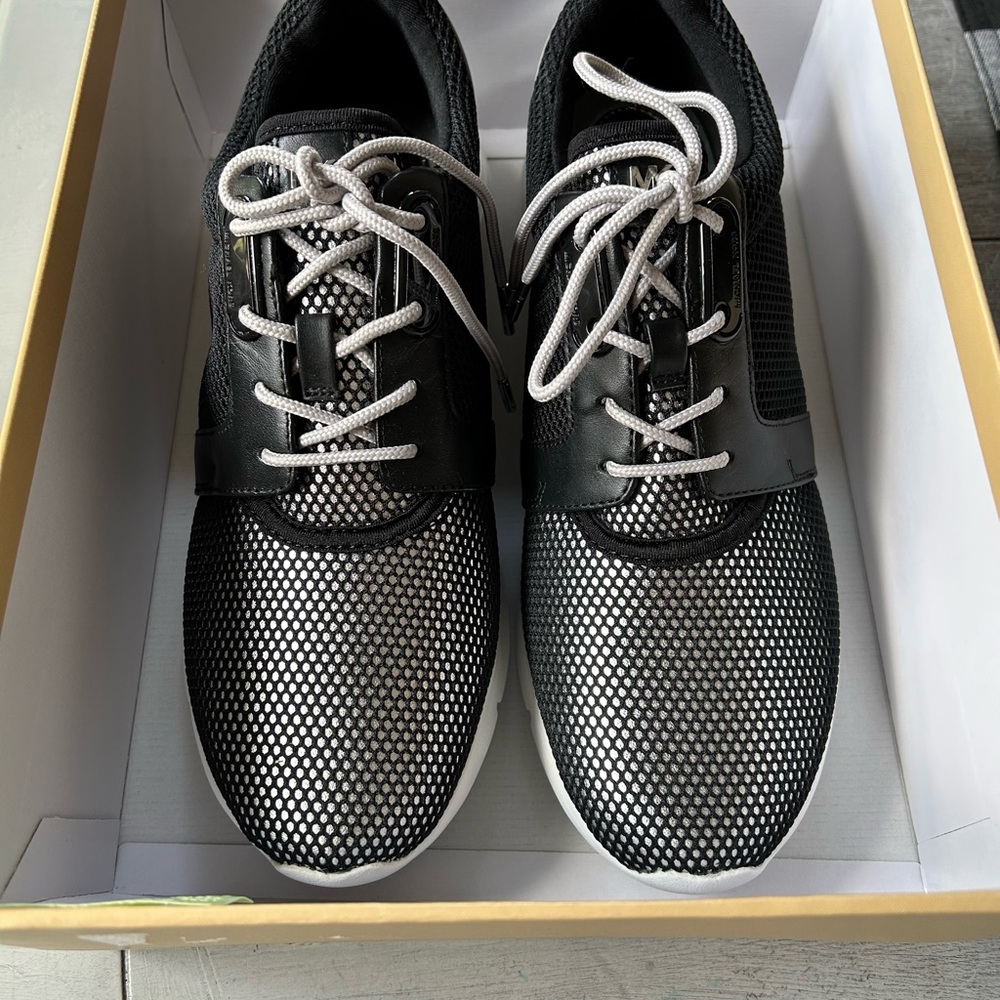 New MKors sneakers